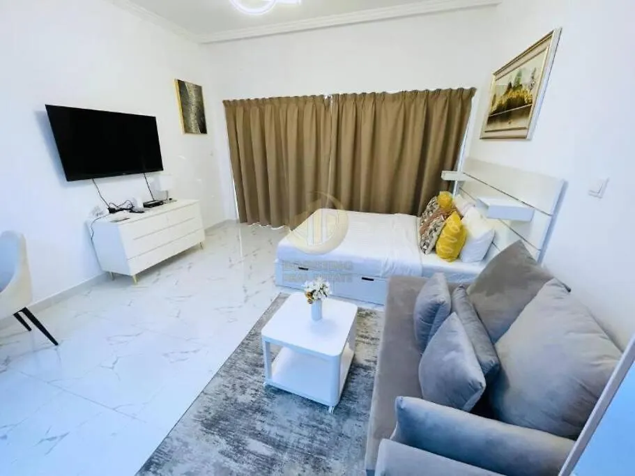 Apartment Elegant Studio In Downtown Burj Al Nujoom - 2201 Dubai